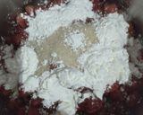 Foto langkah ke 2 dari resep Strawberry Pie.