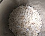 A picture of step 2 of Oats Banana Pancake.