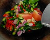 Foto langkah ke 2 dari resep Cumi asin cabe hijau.