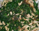 Foto langkah ke 3 dari resep Oseng Ayam Kangkung.