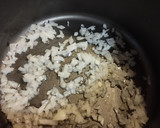 Foto del paso 1 de la receta: Niños envueltos de carne picada y arroz