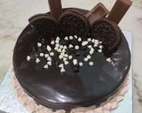 A picture of step 21 of Oreo chocolate cake 😋 Oreo Biscuit chocolate cake 😋.