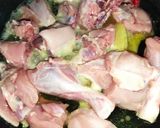 A picture of step 2 of Chicken Black Pepper Karahi.