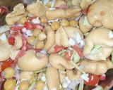 A picture of step 11 of Vegetable Chickpea Dahi Bara.