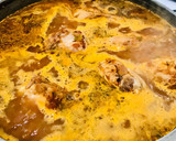 Foto del paso 4 de la receta: Guiso de arroz con pata muslo 🍗 de pollo