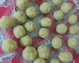 Foto langkah ke 5 dari resep Bola-bola pisang coklat.
