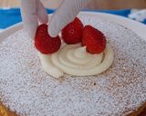 A picture of step 12 of Delicious Victoria Sandwich Cake.