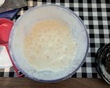 A picture of step 1 of Cinnamon Peach Smoothie.