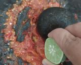 Foto langkah ke 3 dari resep Sambal Terasi ala Warung Lalapan.