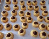 Foto langkah ke 10 dari resep Thumbprint cookies.