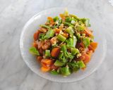 Foto langkah ke 4 dari resep Cah brokoli wortel bawang putih (Tips agar Brokoli Hijau Segar).