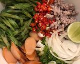 รูปขั้นตอนการทำที่ 1 ของ ยำถั่วพูหมูสับ (สูตรบ้านๆ)