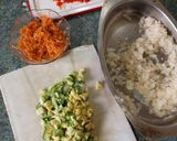 Foto del paso 4 de la receta: Tarta de pollo y verduras con masa casera