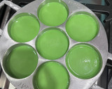 Foto langkah ke 5 dari resep Kue Lumpur Pandan tanpa Kentang vla Santan.