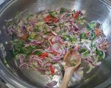 A picture of step 1 of Chicken with olives and feta.