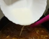A picture of step 2 of Hot & Sour Soup.