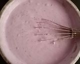 A picture of step 4 of Black currant ice cream.