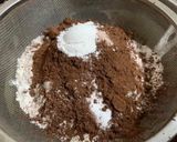 A picture of step 4 of Eggless Chocolate Banana cake.