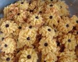 Foto langkah ke 6 dari resep Cookies Dahlia (jadul).