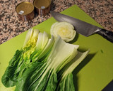 Foto del paso 3 de la receta: Pak Choi con atún, pimientos, zanahoria y patatas