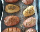 Pas rețetă Cartofi acordeon cu mujdei de usturoi🥔🥔🥔😊 1 fotografie