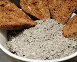 Olíva bogyós krém pirítósra recept fázis 2 fotója