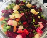 Foto del paso 2 de la receta: Ensalada Rusa acompañado con Pollo a la Brasa!🥗