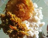 Foto langkah ke 6 dari resep Tumis Bunga Pepaya & Teri Nasi.