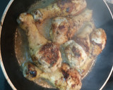 Foto del paso 3 de la receta: Jamoncitos de pollo en salsa de churrasco enrollados con hojaldre