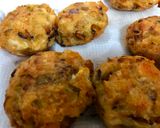A picture of step 5 of Japanese Shrimp and Tofu fried Dumplings.