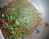 A picture of step 3 of French beans with methi.