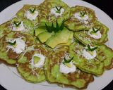 Foto langkah ke 5 dari resep Pancake Pandan Ketofy with avocado slices (flourless).