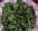 A picture of step 2 of Shade Dried Fresh Mixed Herbs.