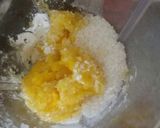 A picture of step 2 of Mango coconut burfi.