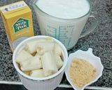 A picture of step 1 of Creamy banana milk.