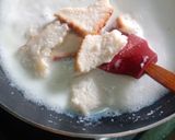 A picture of step 3 of Bread Mango Kulfi.
