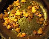 Foto del paso 2 de la receta: Revuelto de Setas y Langostinos