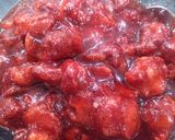 A picture of step 1 of Strawberry angel dessert.