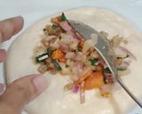 A picture of step 3 of Mince and veg Buns.