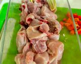Foto langkah ke 1 dari resep Ayam Kentang Bumbu Kalio.