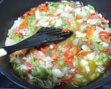 Foto del paso 2 de la receta: Coditos con sobras