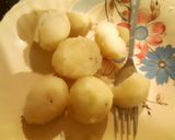 A picture of step 2 of Potato stuffed Puff Pastry ☺.