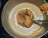 A picture of step 3 of Sukhadi or Godpapdi.