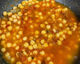 A picture of step 3 of Chana Masala.