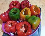 A picture of step 2 of Stuffed Peppers with Ground Beef and Quail Eggs.