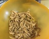 Foto del paso 4 de la receta: Masa de tallarines en mambo