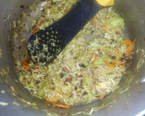 A picture of step 2 of Macaroni jollof.