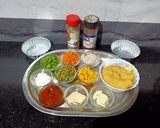 ચીઝી પિઝા પાઈ (Cheesy pizza pie recipe in gujarati) રેસીપી સ્ટેપ1ફોટો