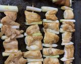 Foto langkah ke 2 dari resep Yakitori | Simple.