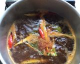รูปขั้นตอนการทำที่ 1 ของ ต้มยำซีฟู้ดเต้าหู้ไข่น้ำข้น คีโต